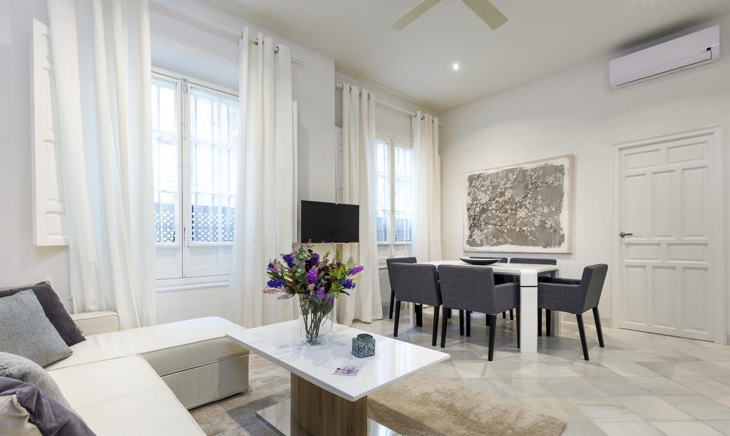 Genteel Home Galera Севілья Екстер'єр фото